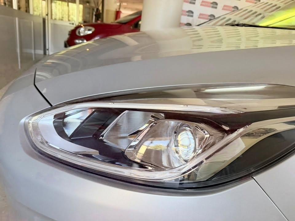 Ford Fiesta 1.0 benzina/gpl titanium