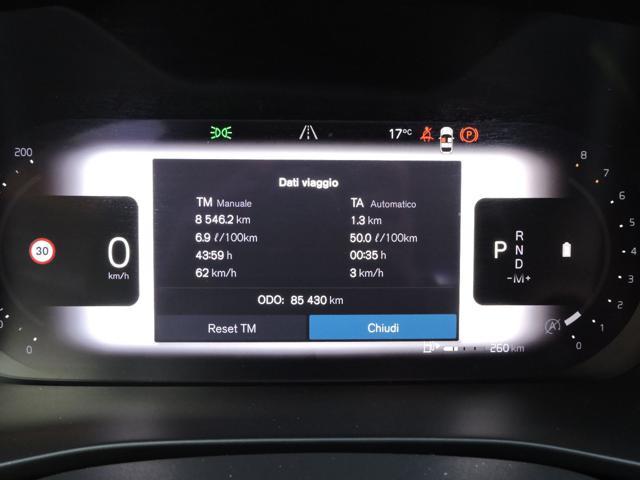 VOLVO XC40 B4 AWD automatico Core