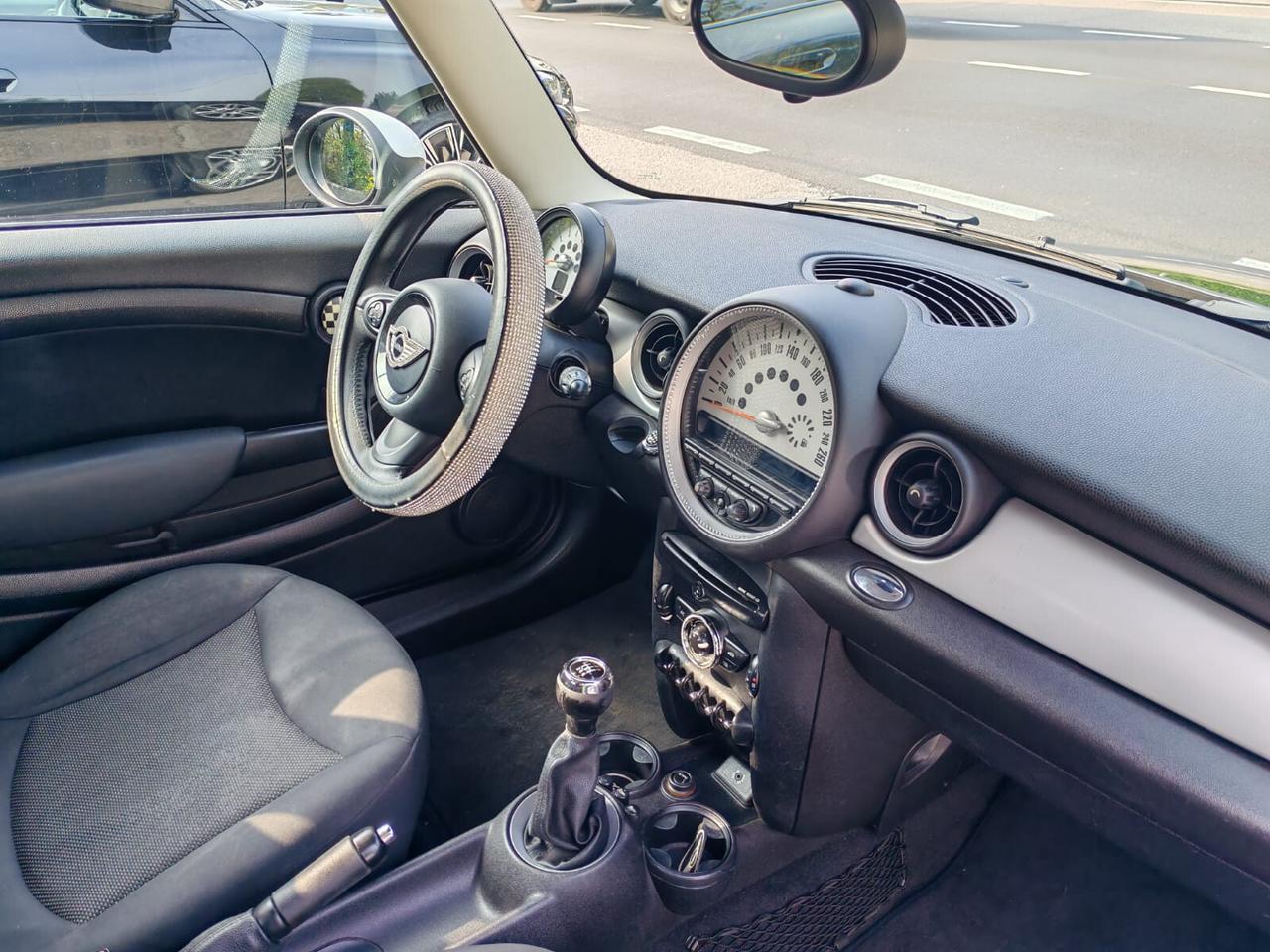 Mini Cooper Coupe 1.6 Coupé