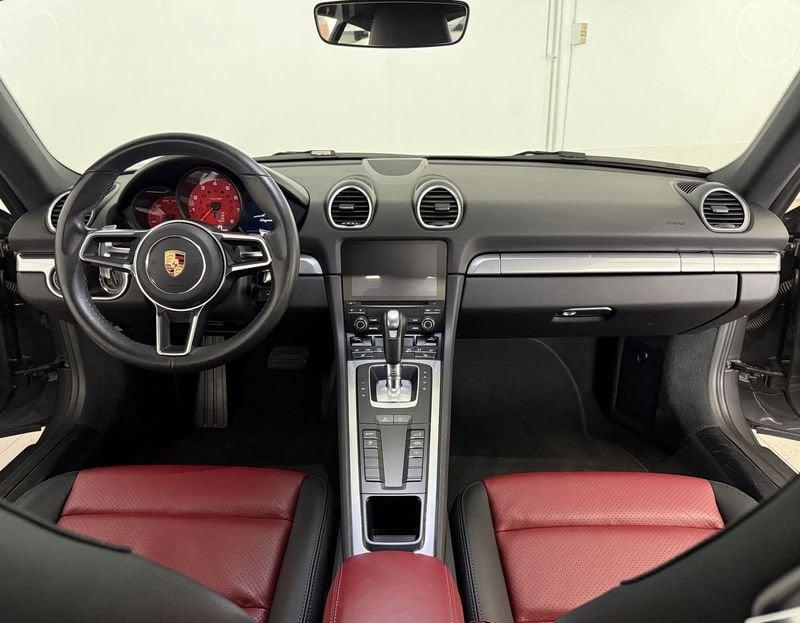 Porsche 718 Cayman 2.0
