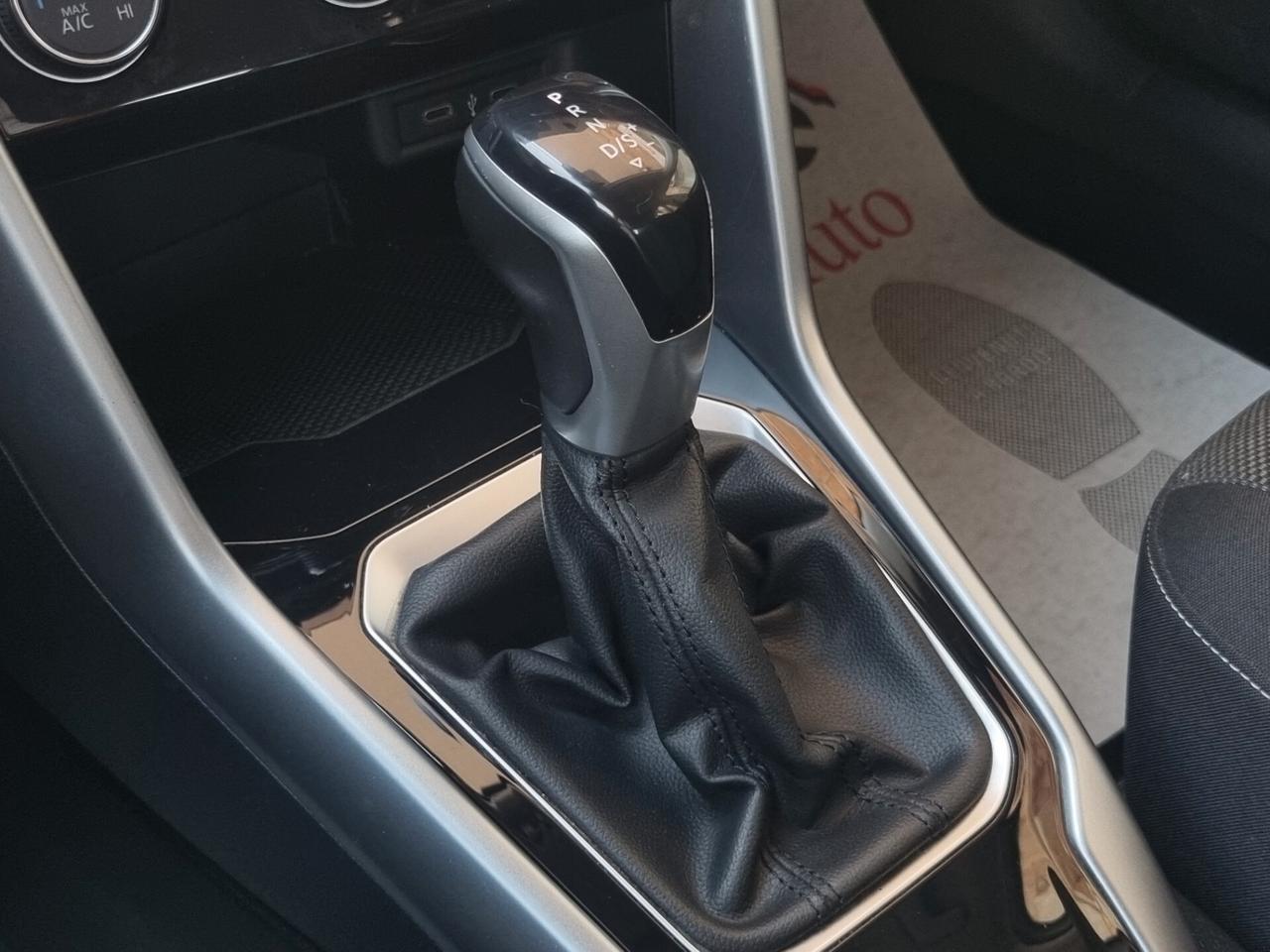 Volkswagen T-Roc I 2022 1.5 tsi Life dsg