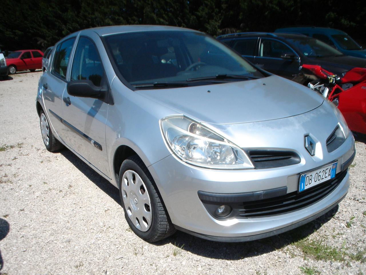 Renault Clio 1.5 dCi 85CV 5 porte Confort