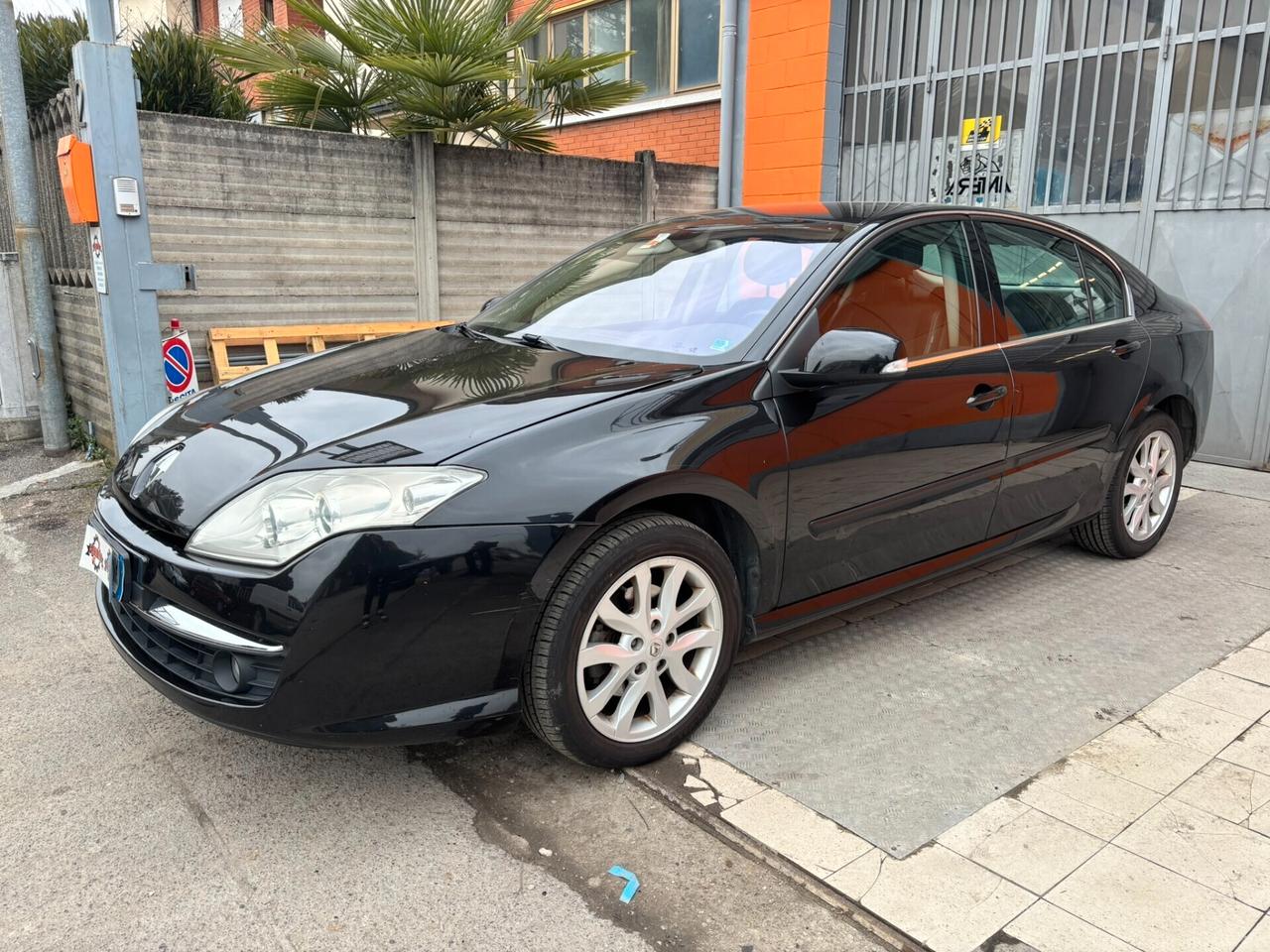 Renault Laguna 2.0 16V Initiale