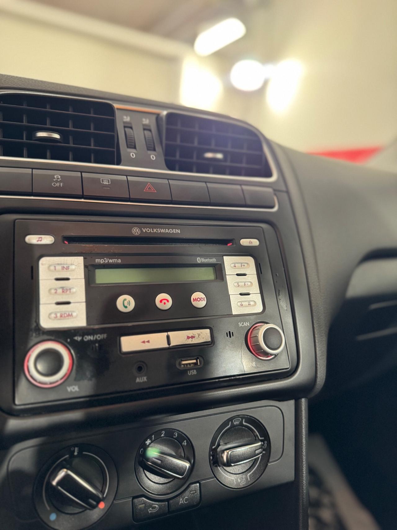 Volkswagen Polo 1.2 70 CV 5p. *NEOPATENTATI*