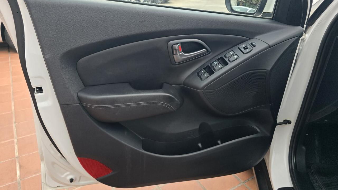 Hyundai iX35 1.7 CRDi 2WD Xpossible