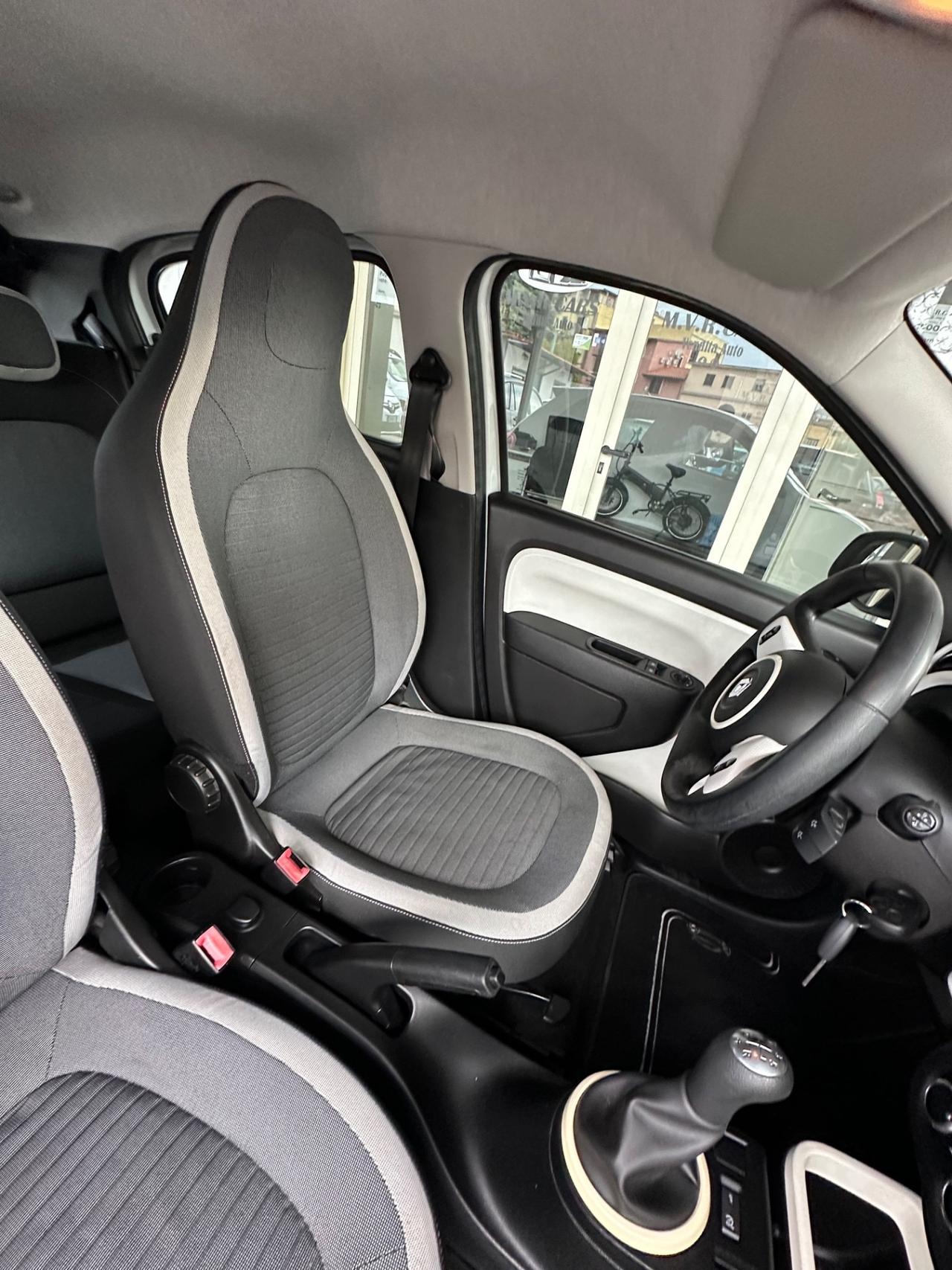 Renault Twingo SCe Live