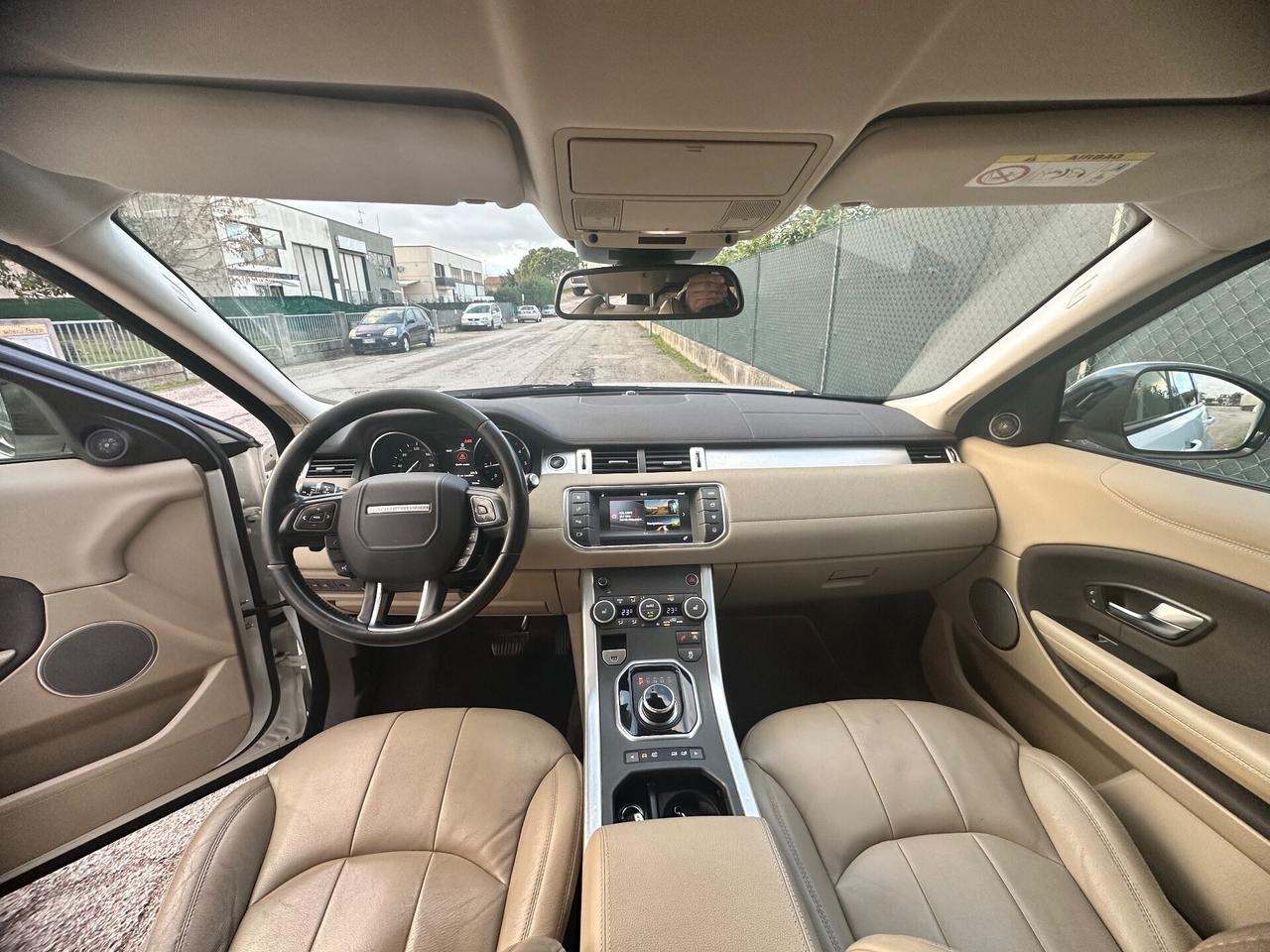 Land Rover Range Evoque 2.0 TD4 180 CV 5p. Business Edition Pure