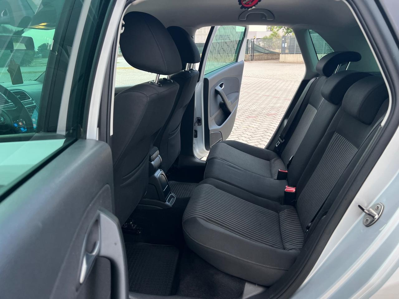 Volkswagen Polo 1.6 TDI 90CV DPF DSG 5 porte Highline