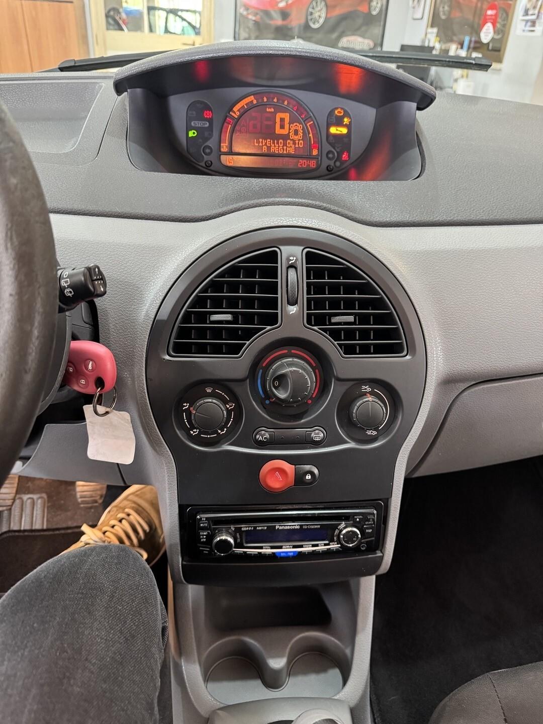 RENAULT MODUS 1.2 cc. De Luxe