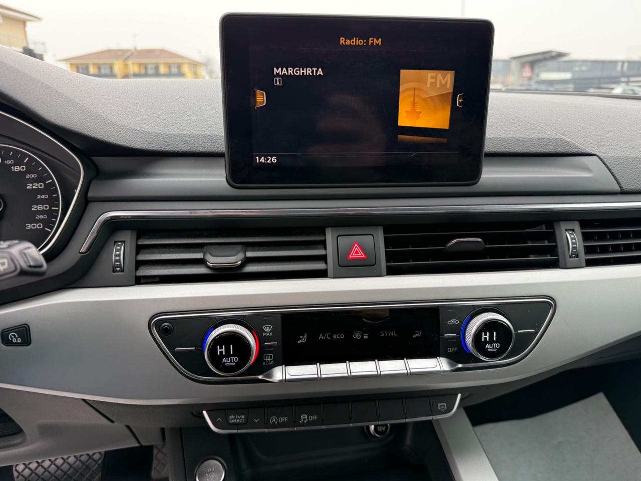 Audi A4 Avant 2.0 TDI 150 CV ultra S tronic Business