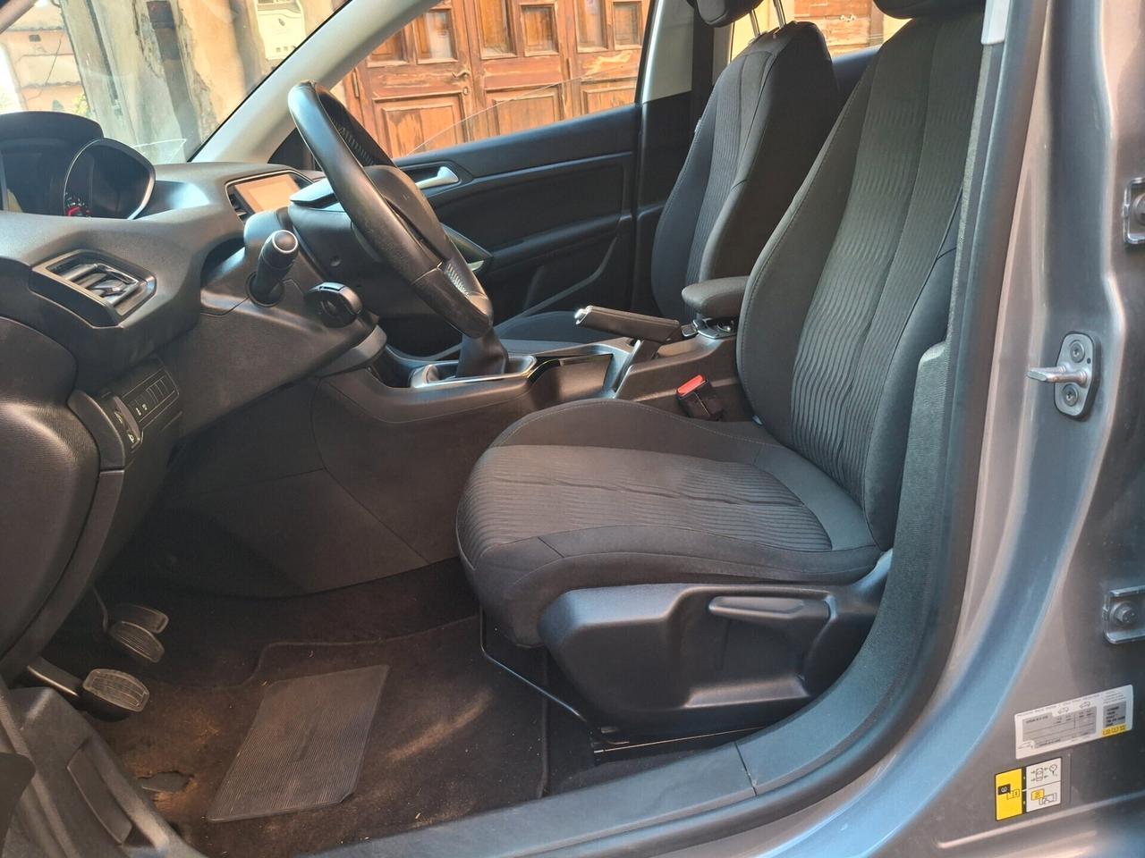 Peugeot 308-1.6 HDi 100 SW Business*SOLO 79000 KM.*