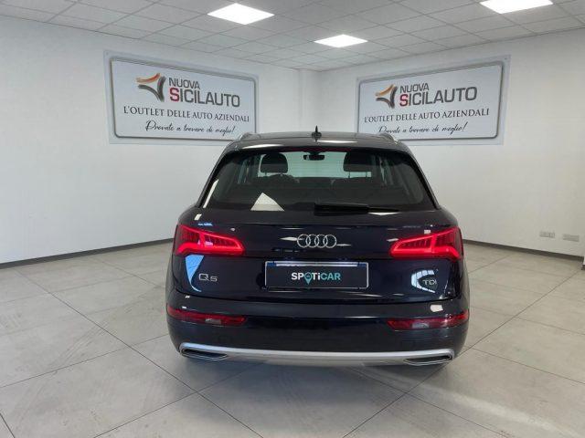 AUDI Q5 2.0 TDI 150 CV Business