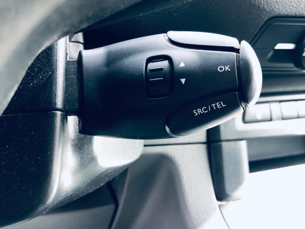 Opel VIVARO 120 CV PC TN 3 POSTI