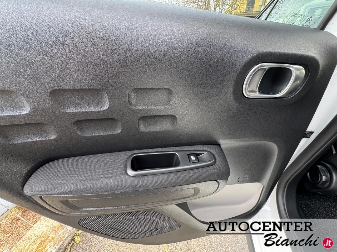 Citroen C3 1.2 puretech Shine s&s 83cv neopatentati