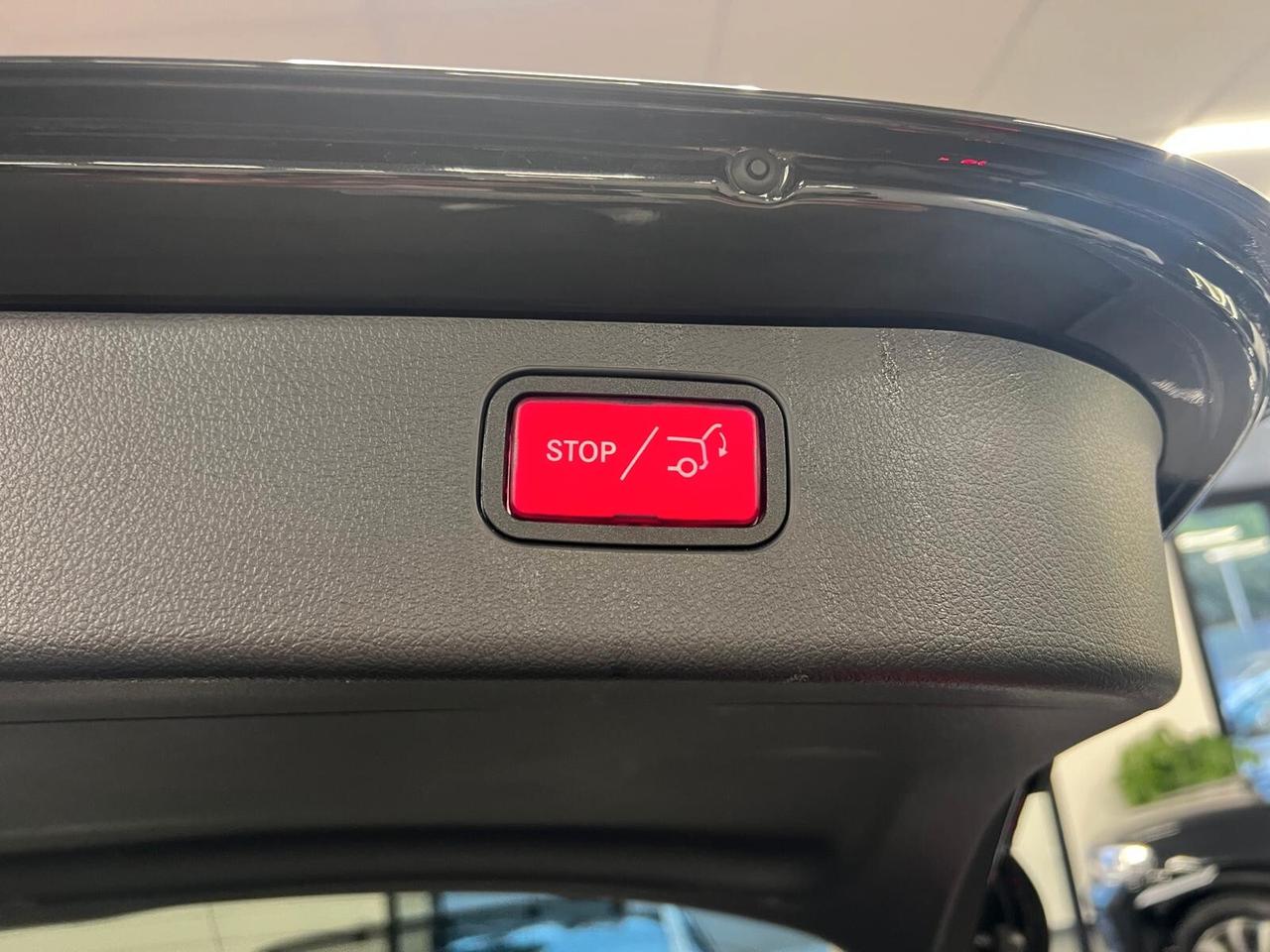 MERCEDES C220 S.W. PREMIUM PRO AMG 2.0 MHEV 200CV TETTO PELLE NAVI ANNO 2022