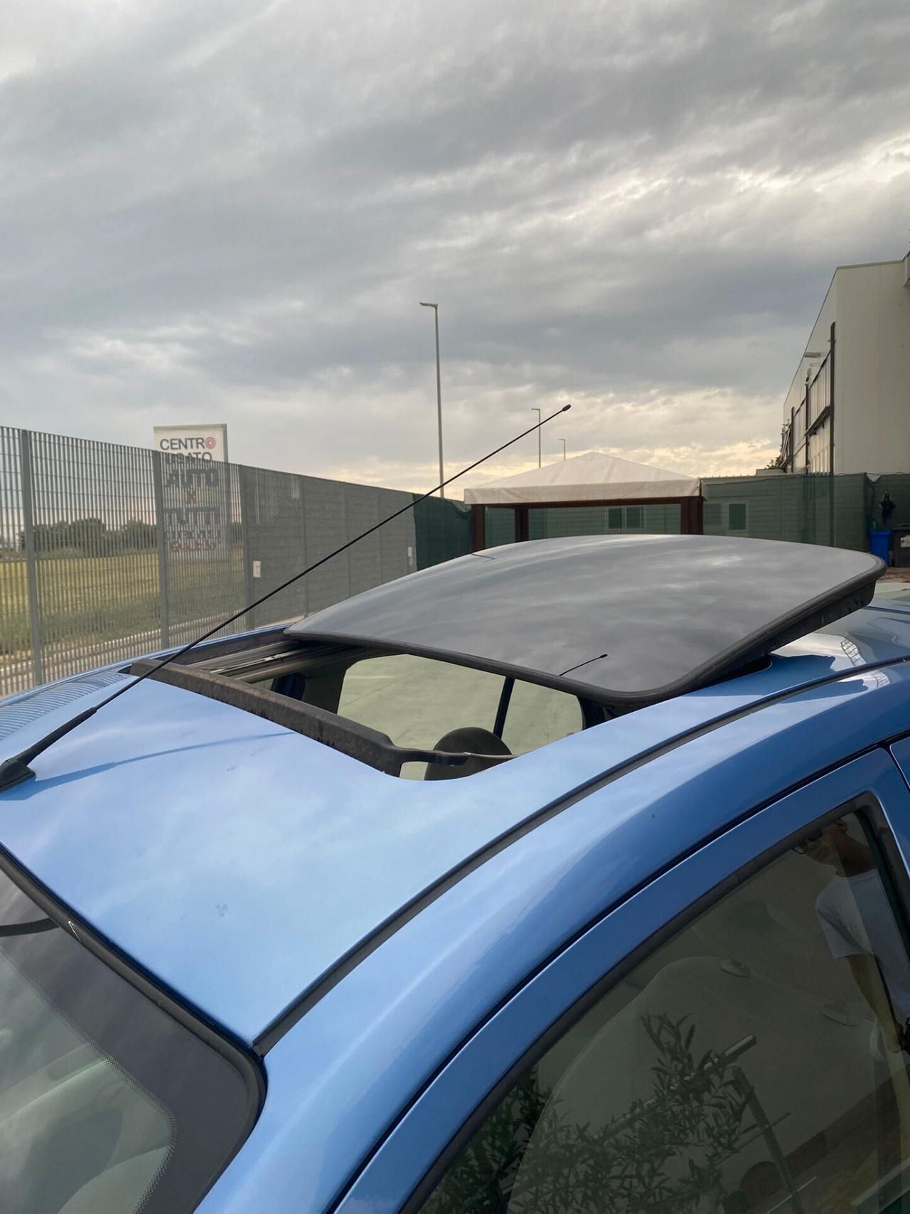 Nissan Micra 1.2 16V 5 porte Acenta cambio automatico