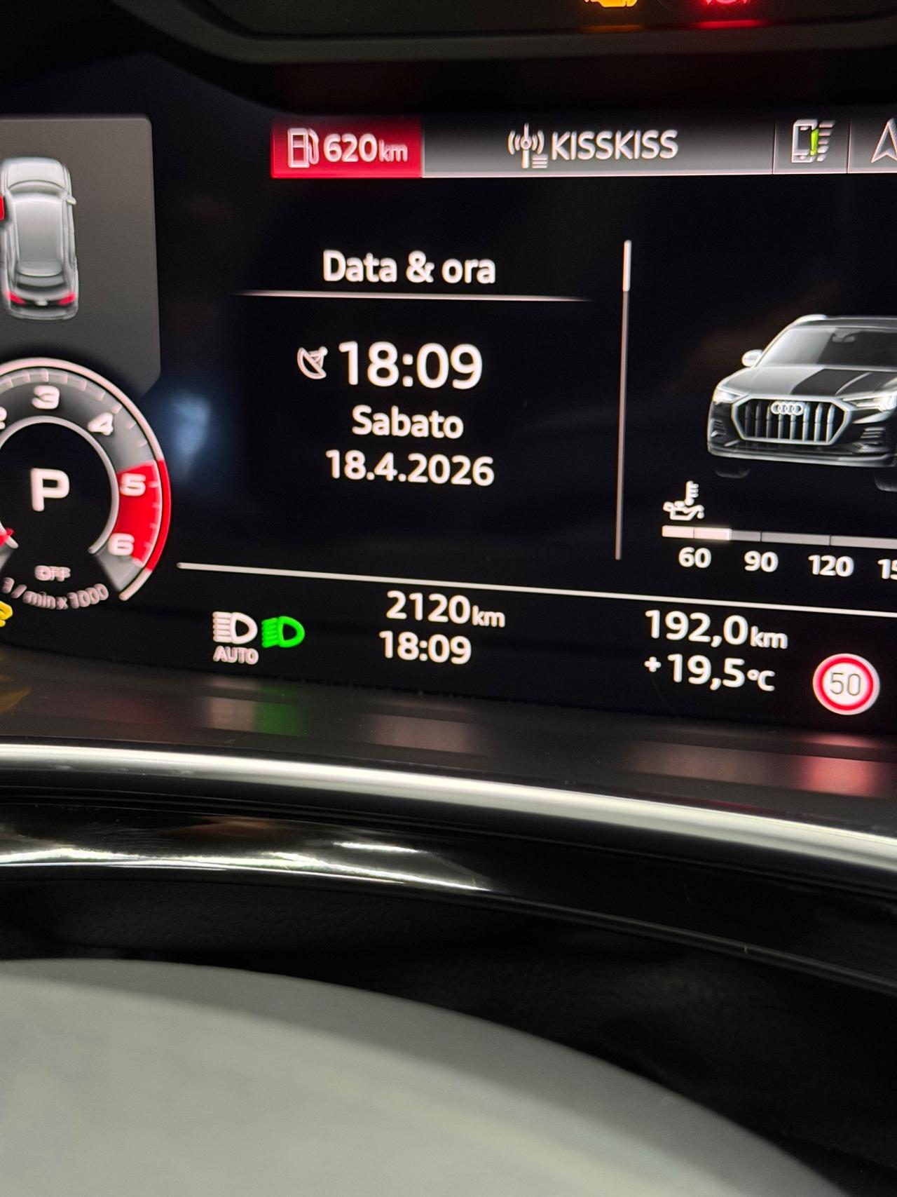 Audi Q3 35 TDI S tronic line edition 2120 km black