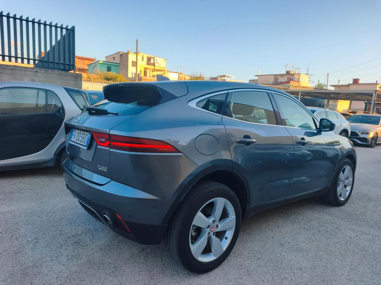 Jaguar E-Pace 2.0D 150 CV AWD aut. S 360 full led