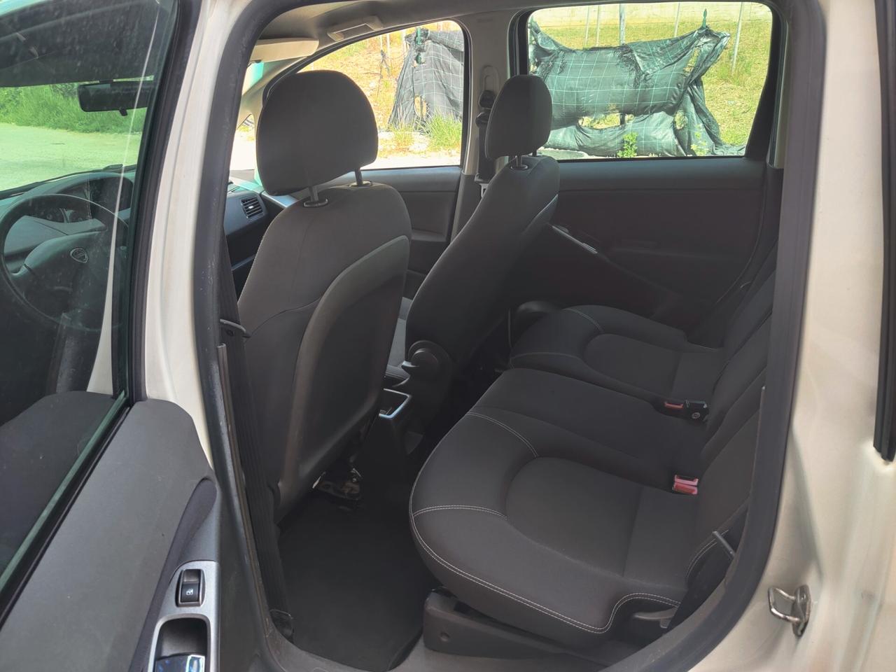 Lancia MUSA 1.4 8V Ecochic (GPL) Gold 2012