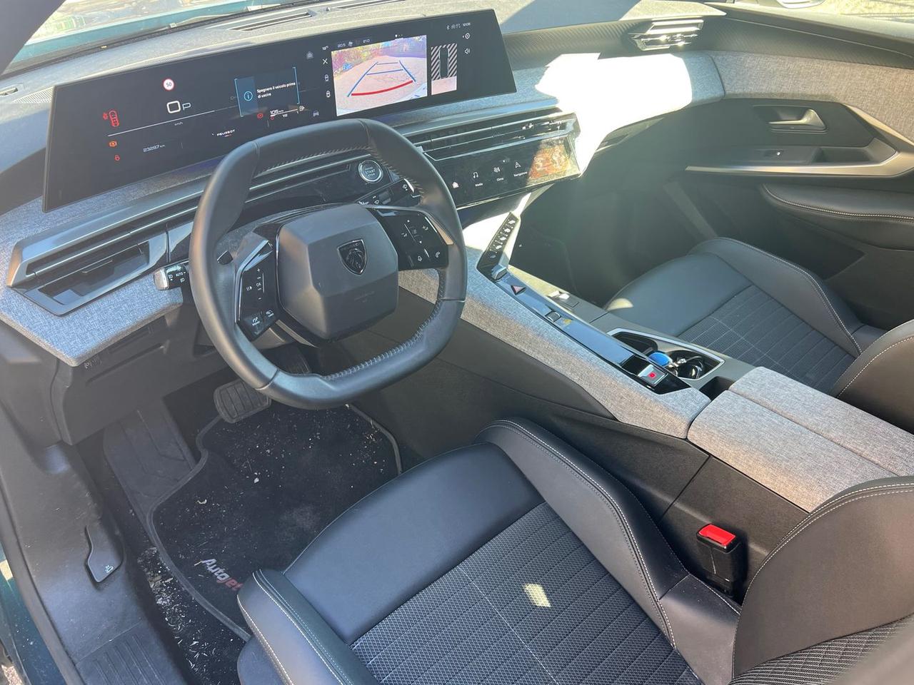 Peugeot 3008 Allure 1.2 136/145 MHEV #7449