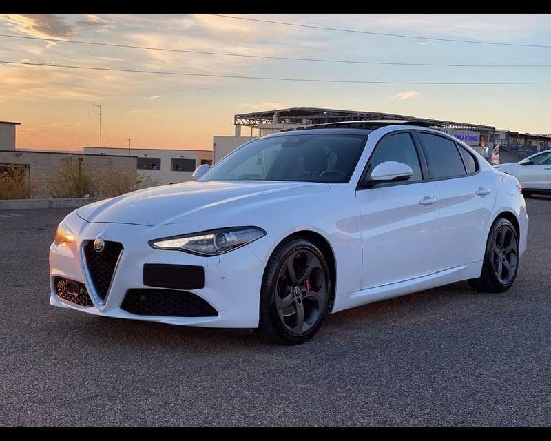 Alfa Romeo Giulia 2020 2.2 t Rosso Edizione 160cv auto