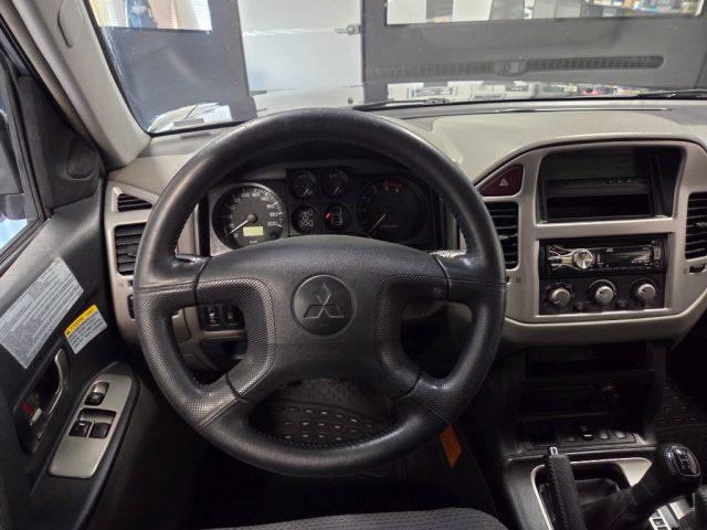 MITSUBISHI Pajero 2.5 TDI 3p.RESTYLING