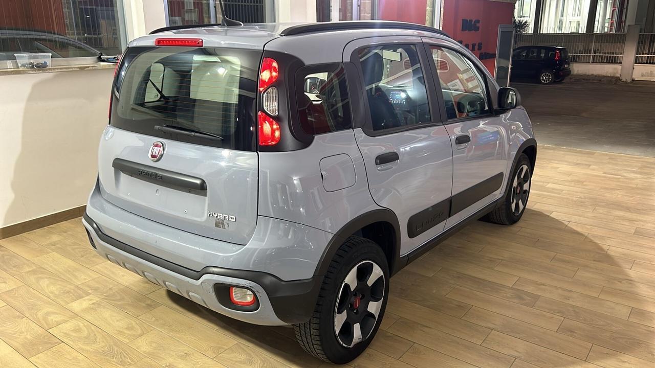 Fiat Panda 1.0 S&S Hybrid City Cross-2022