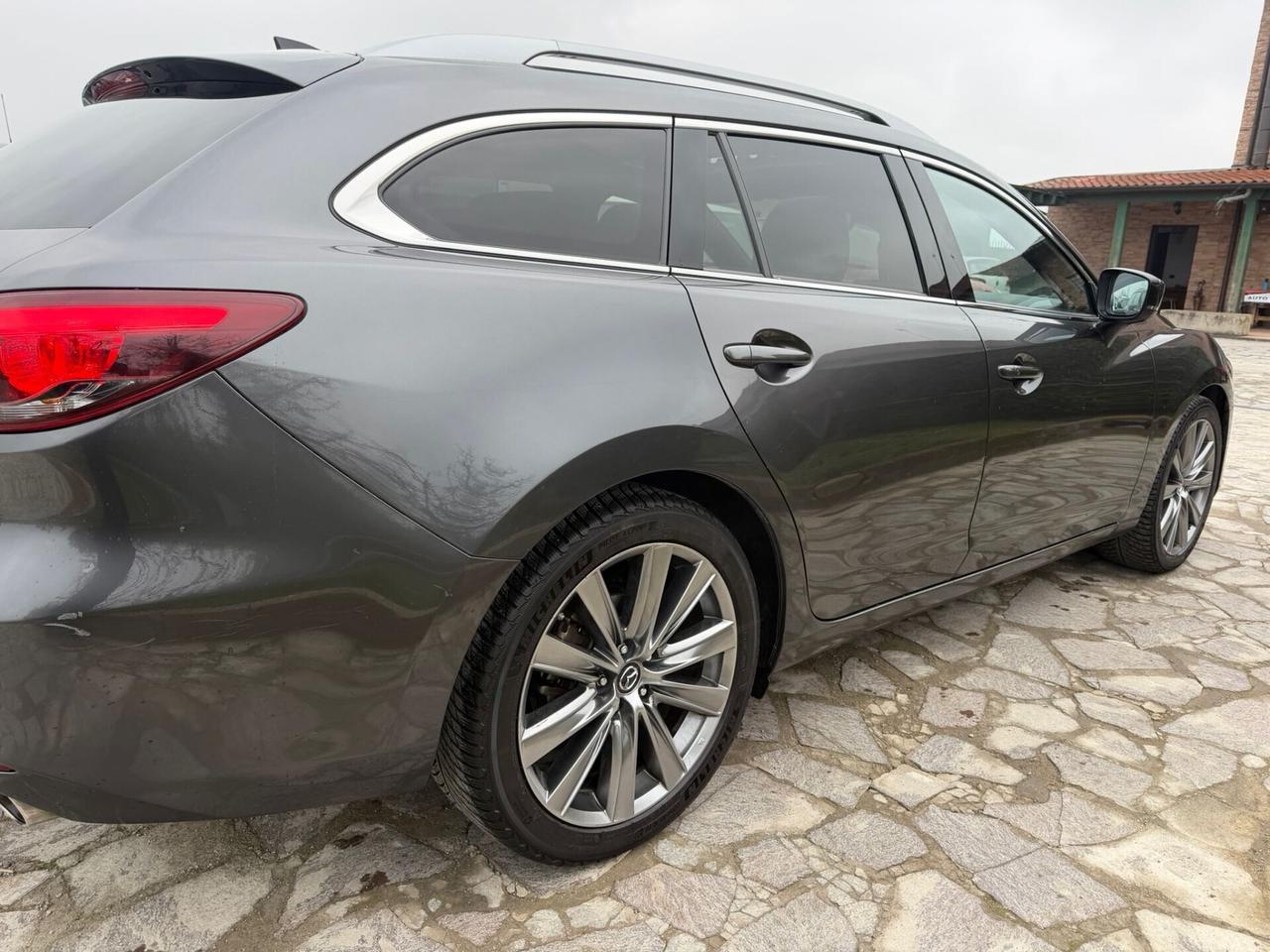 Mazda6 2.2L Skyactiv-D 184 A/T 4x4AWD Wagon Signature