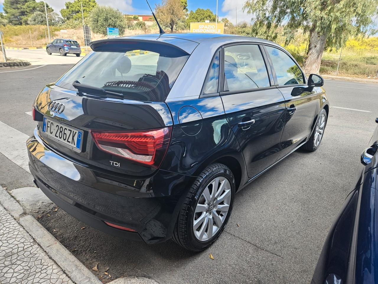 Audi A1 5porte Bicolor SPB 1.6 TDI 115cv FULL