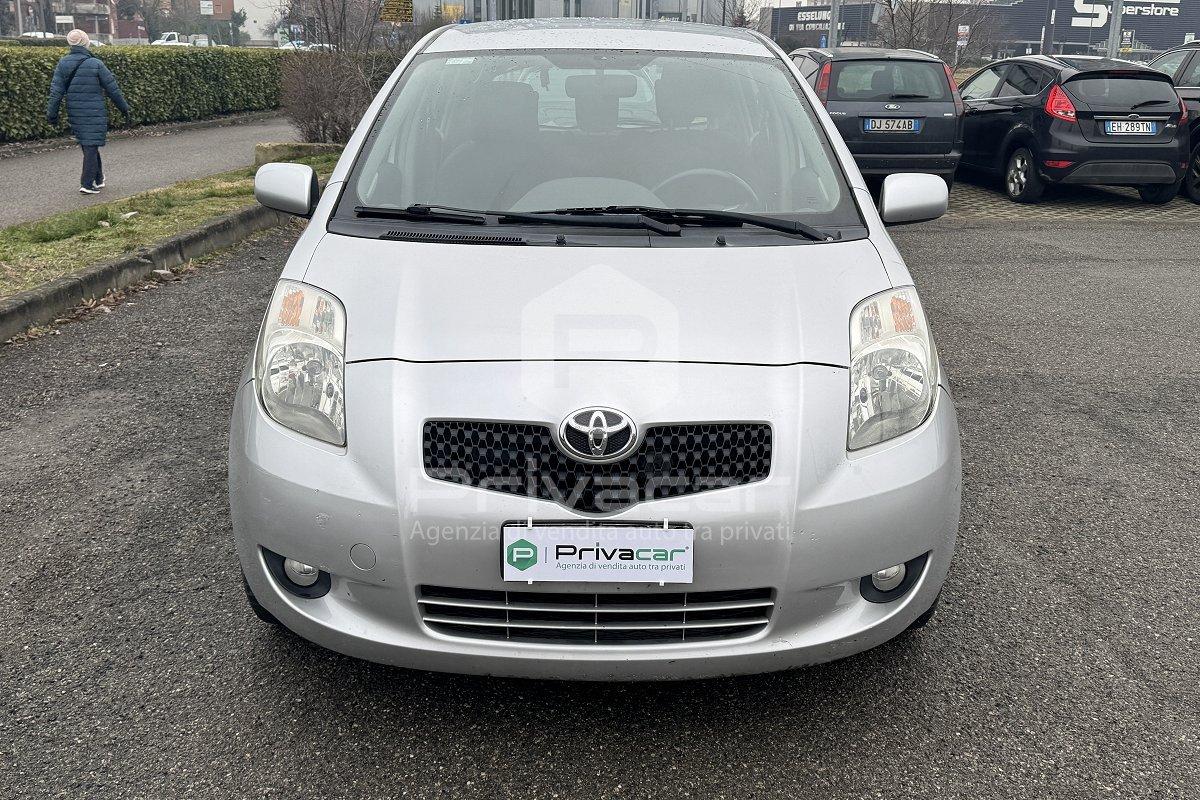 TOYOTA Yaris 1.3 5 porte Luna