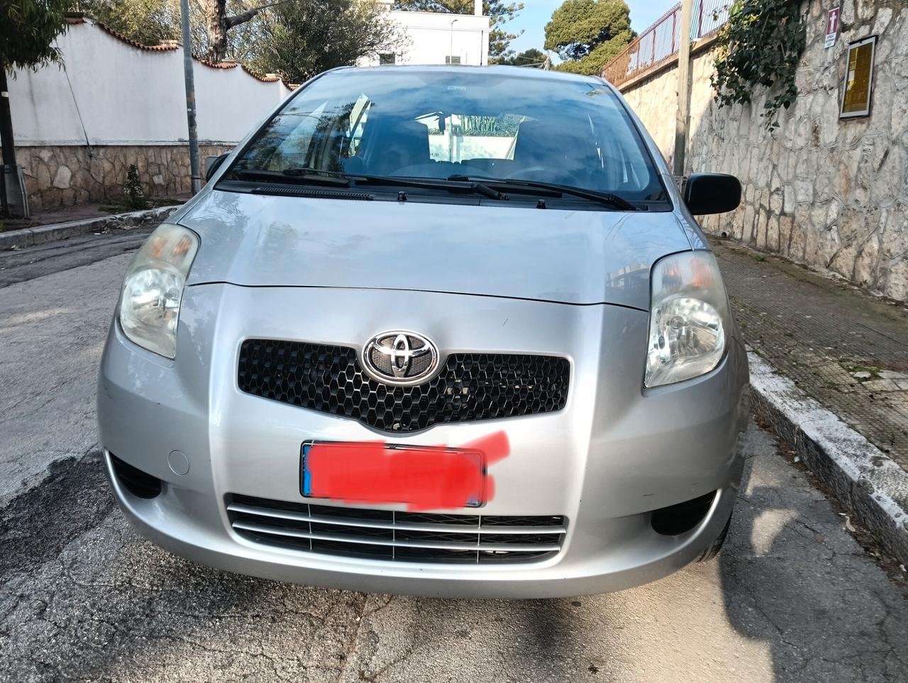 Toyota Yaris 1.0 5 porte Now km.120000 ORIG. FULL.NUOVA