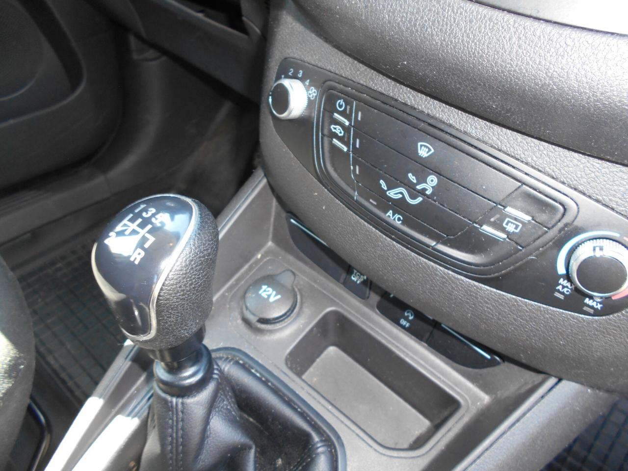 FORD TRANSIT COURIER 1.0 VAN ALLESTITO COVER PER ALIMENTI E MEDICINALI