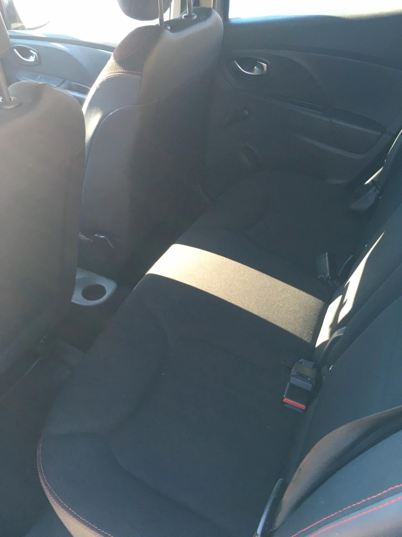 Renault Clio 1.2 75CV 5 porte Zen