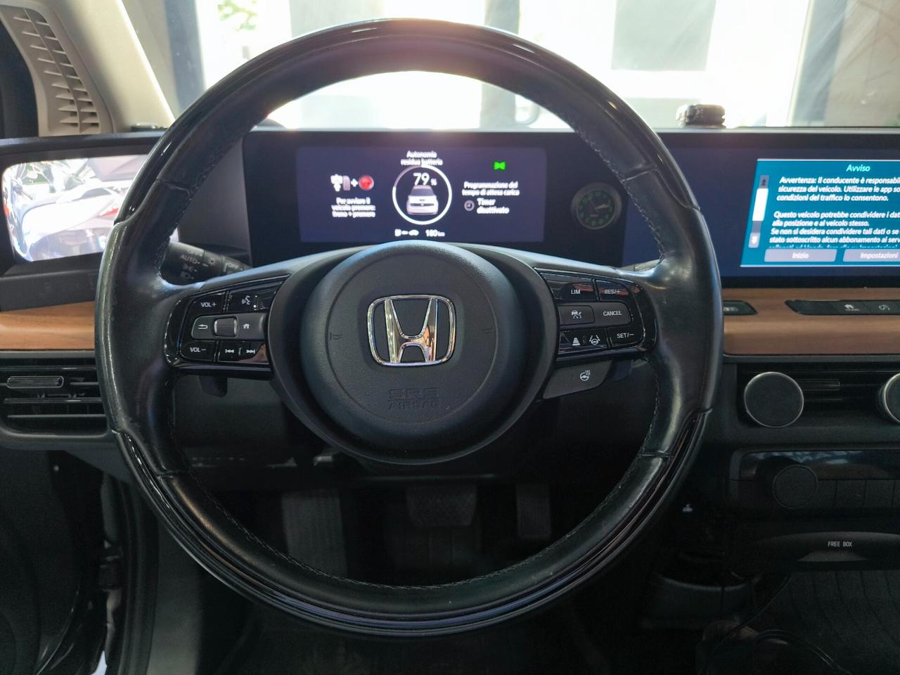 Honda e