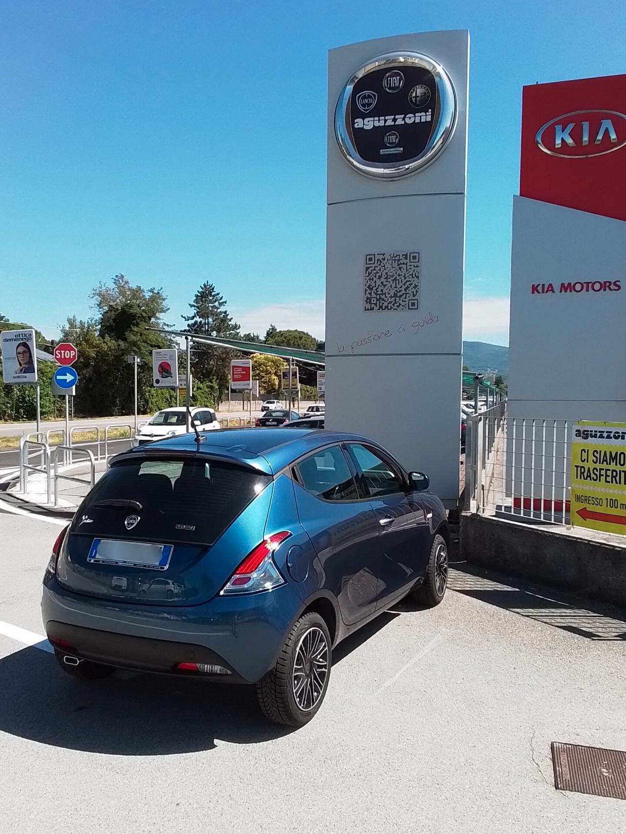 Lancia Ypsilon 1.0 FireFly 5 porte S&S Hybrid Ecochic Gold