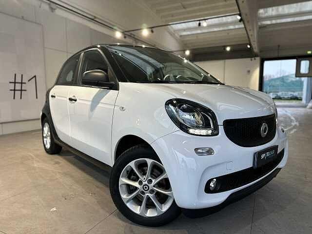 Smart forfour 70 1.0 twinamic Youngster