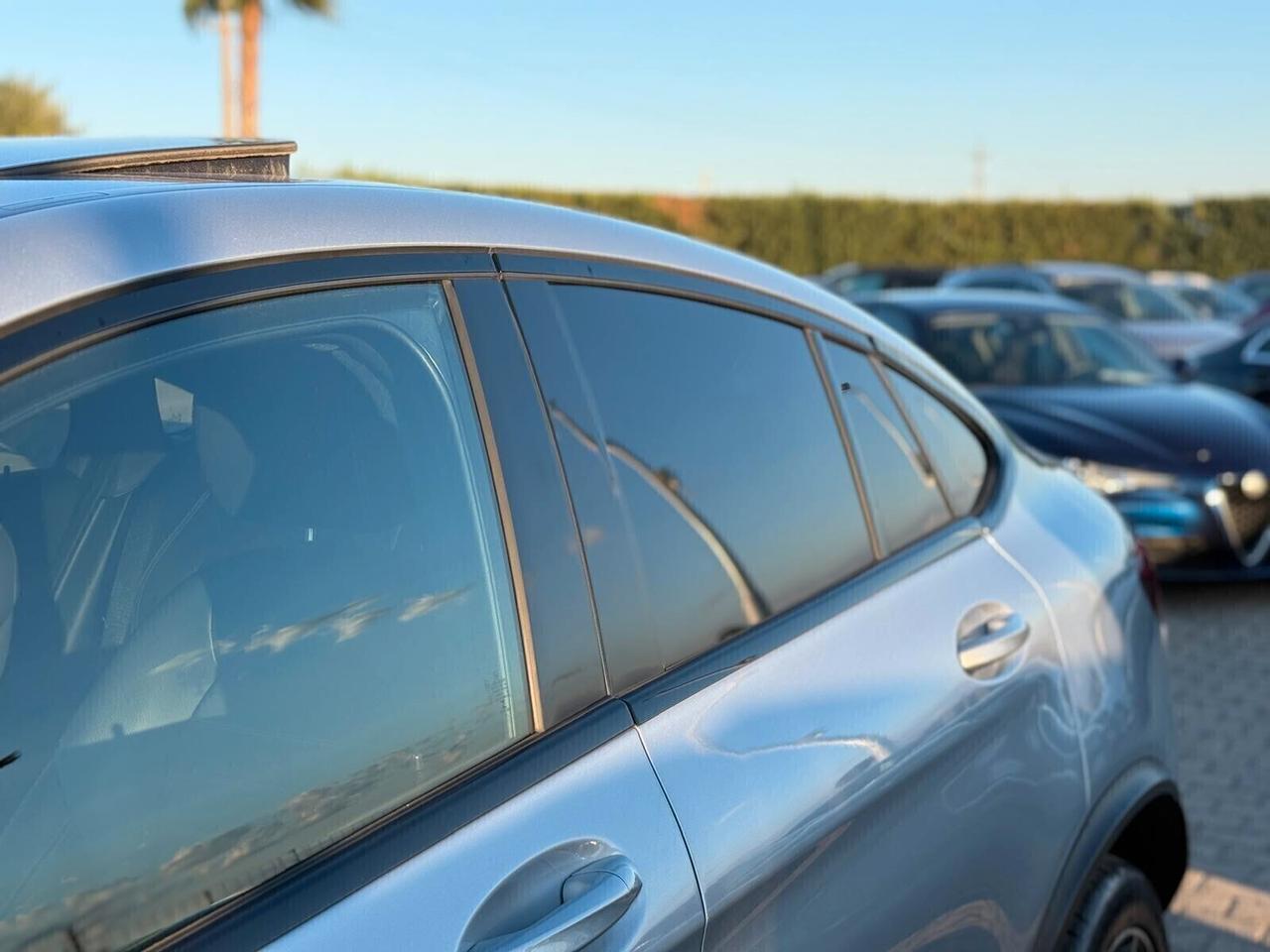 GLC Coupé 300 de 4Matic 306cv Premium AMG Tetto Pedane