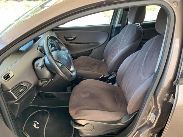LANCIA Ypsilon 1.2 69 CV 5 porte GPL OK 07/2034 OK NEOPATENTATI