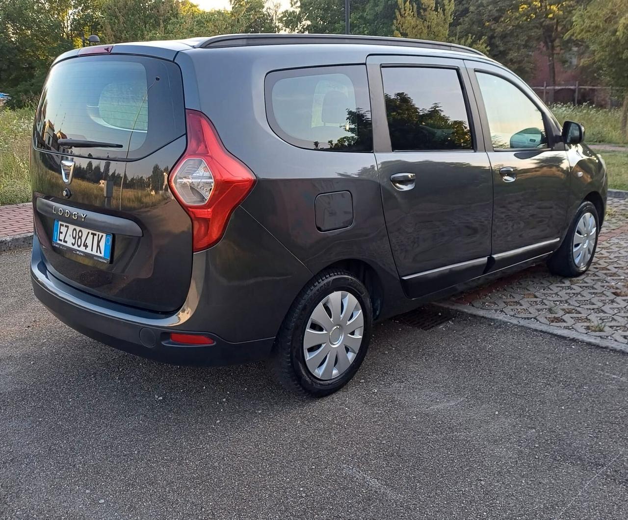 Dacia Lodgy 1.6 8V 85CV GPL 5 posti Prestige