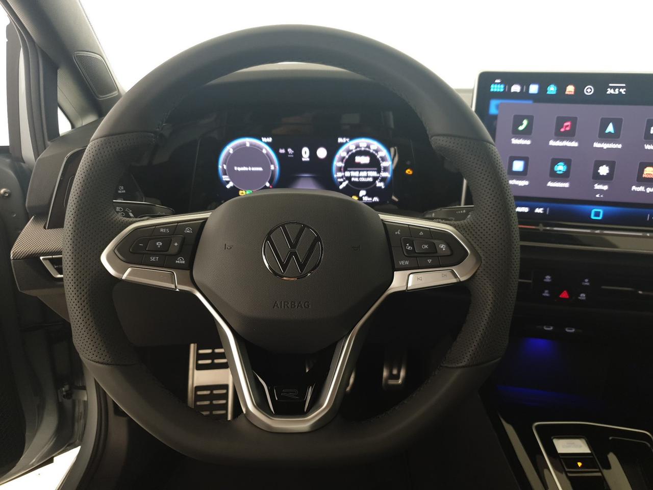 Volkswagen Golf 2.0 tdi r-line plus 150cv dsg