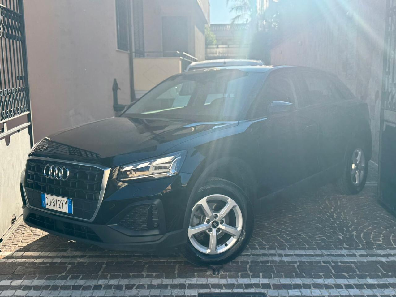 Audi Q2 35 TDI quattro S tronic Business Plus