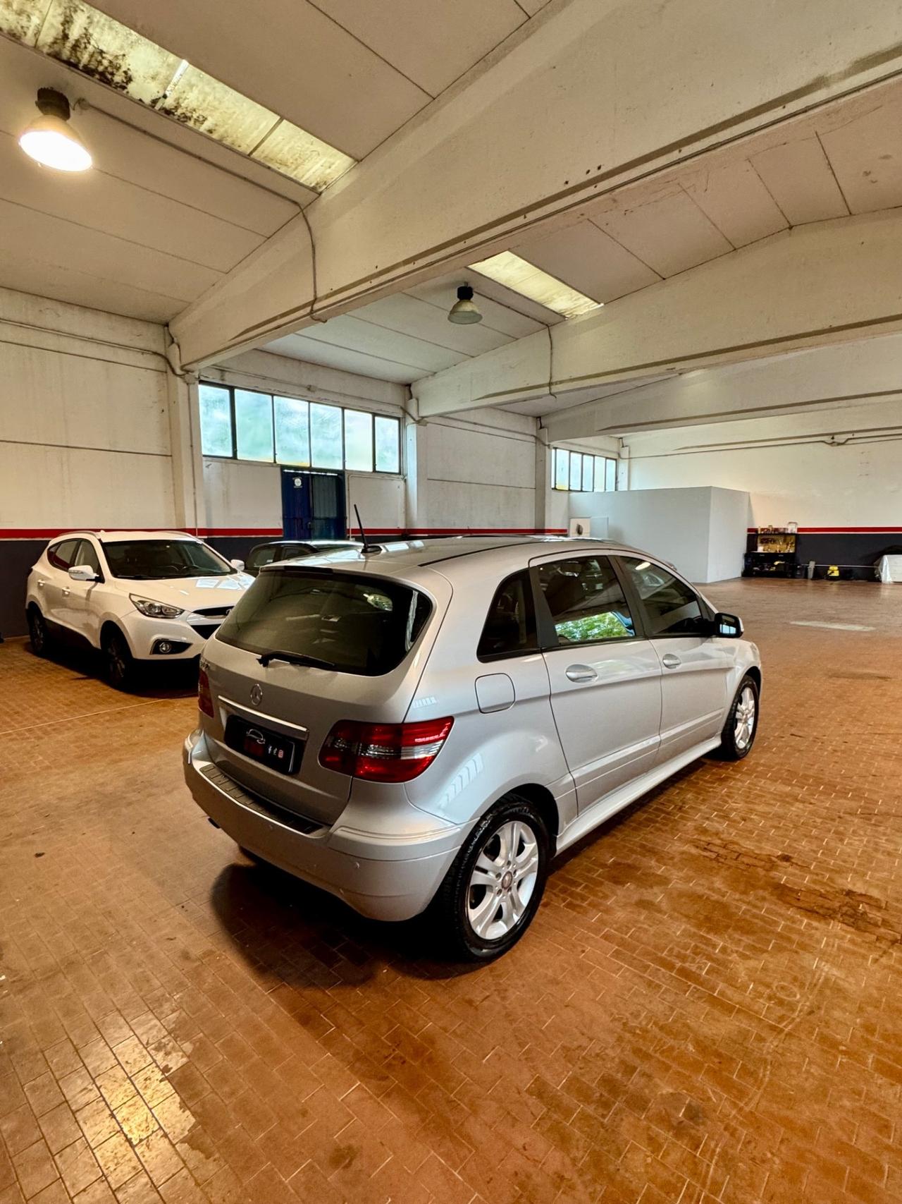 Mercedes-benz B 180 BlueEFFICIENCY Executive