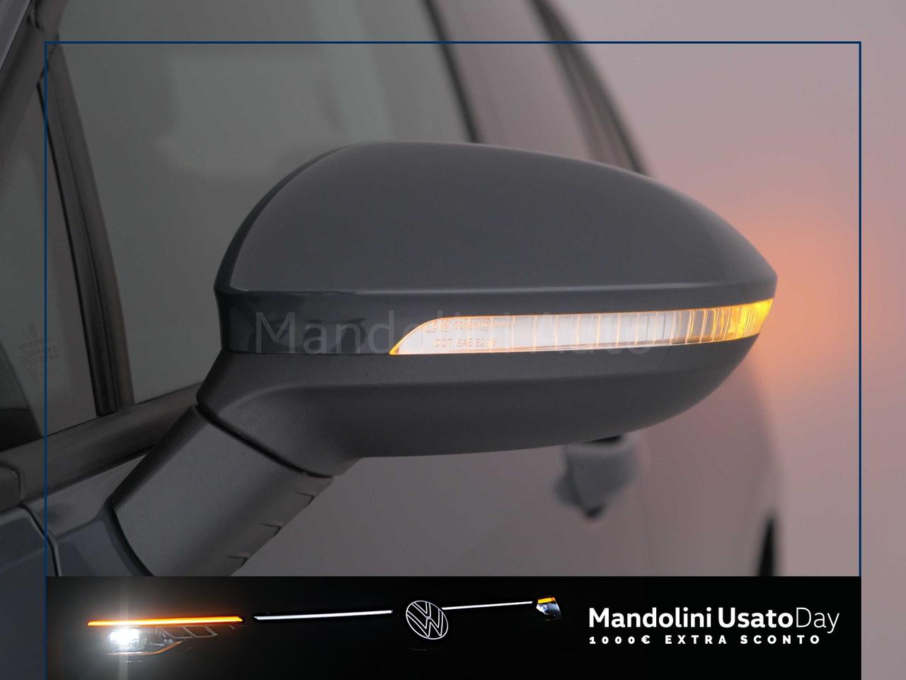 Volkswagen Golf variant 2.0 tdi scr 150cv life dsg
