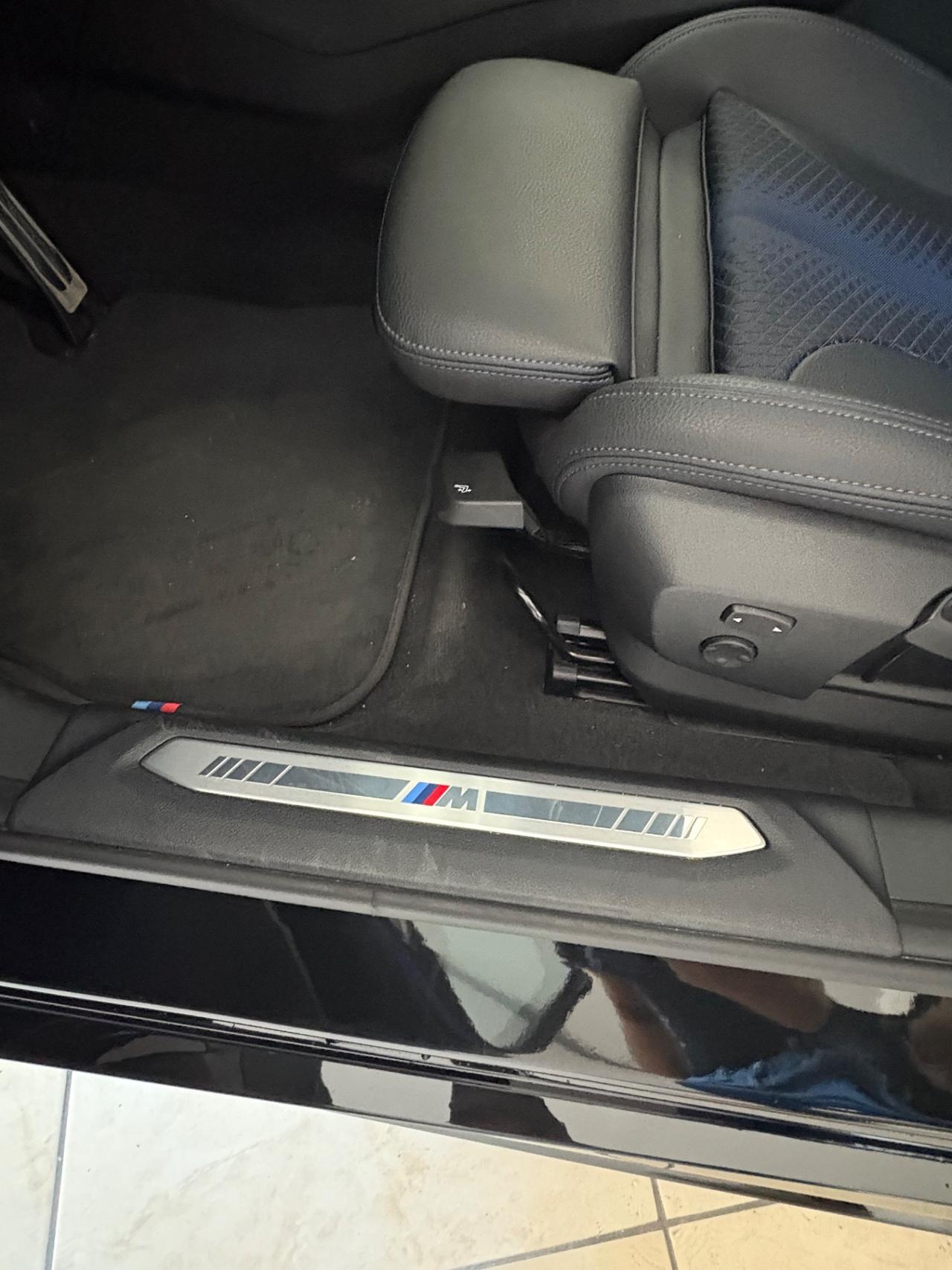 Bmw 120 120d 5p. Msport