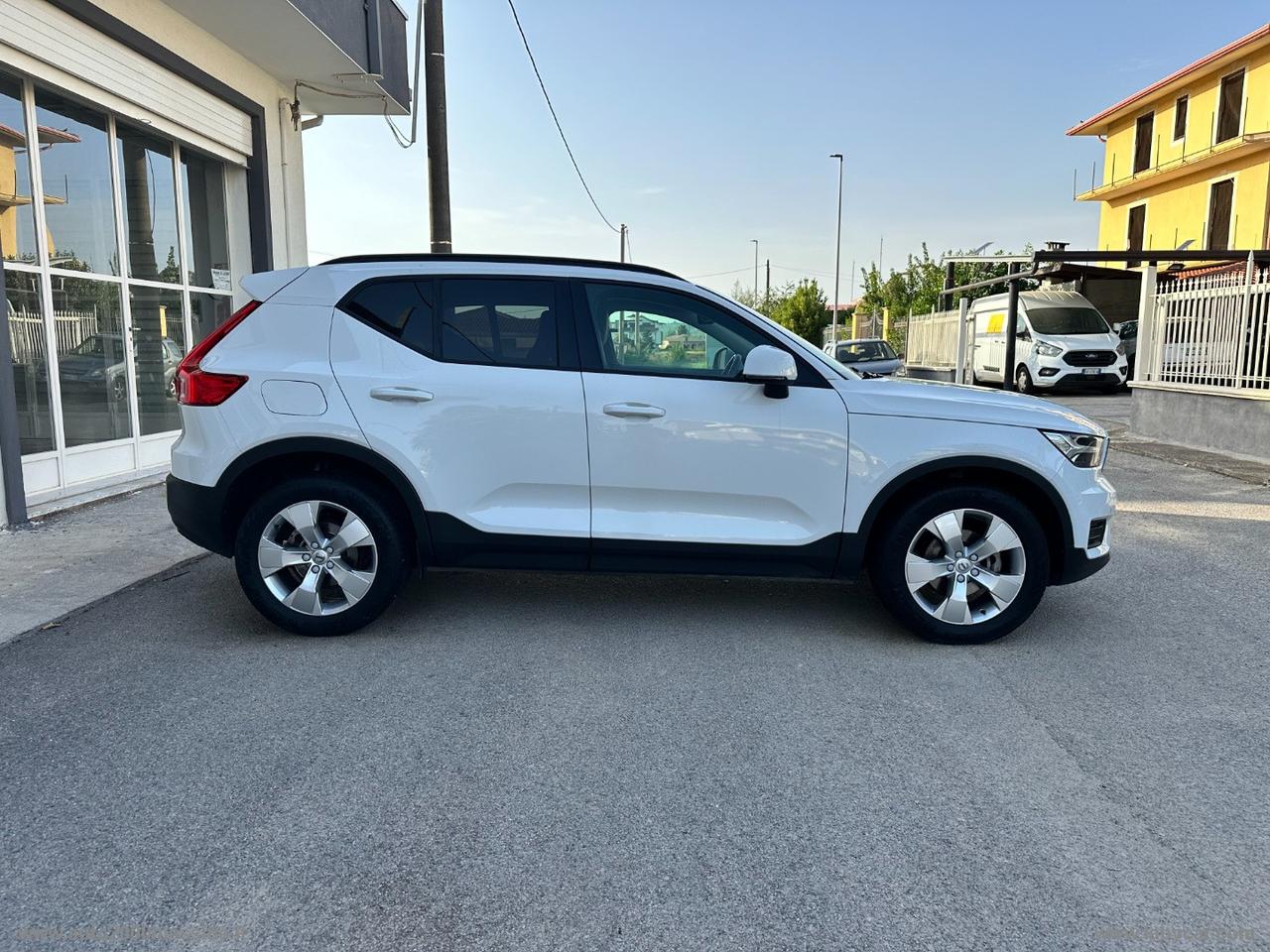 VOLVO XC40 D3 Business