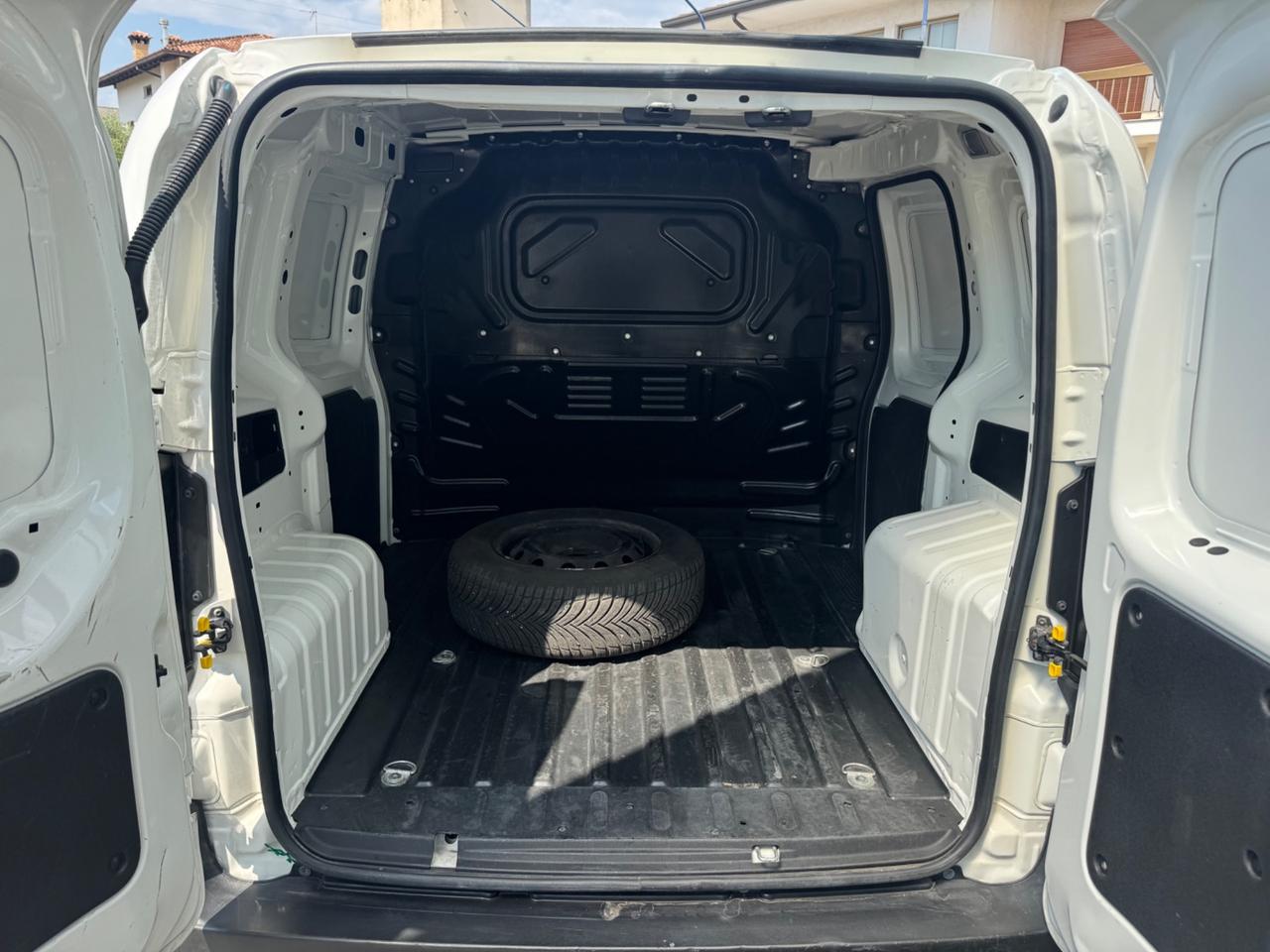 Fiat Fiorino 1.3 MJT 95CV NETTO