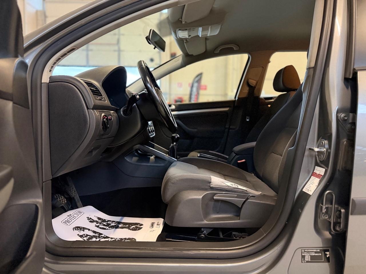 Volkswagen Golf 1.6 5p. Comfortline NEOPATENTATI