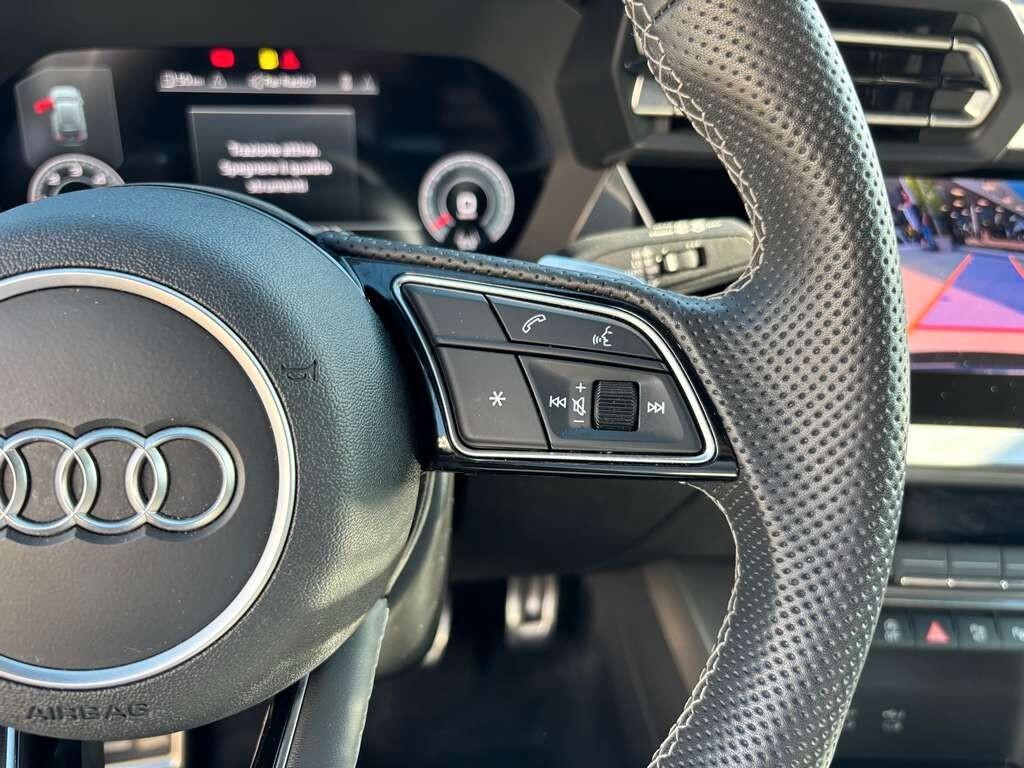Audi A3 SPB 30 TDI S line edition 2025 / KM 25.000 IVA ESPOSTA Tua a solo 369 Euro al mese