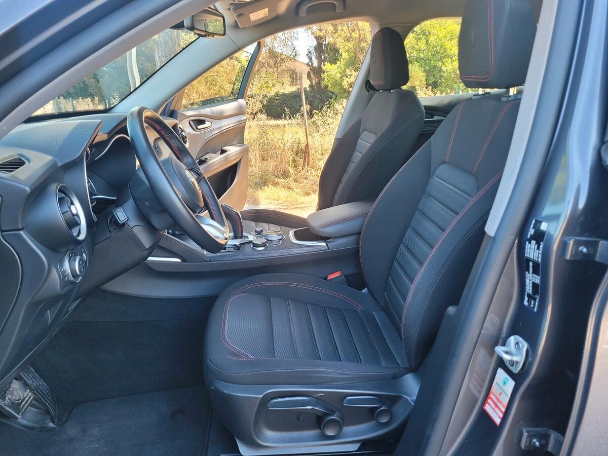Alfa Romeo Stelvio 2.2 Turbodiesel 190 CV AT8 Q4 Business