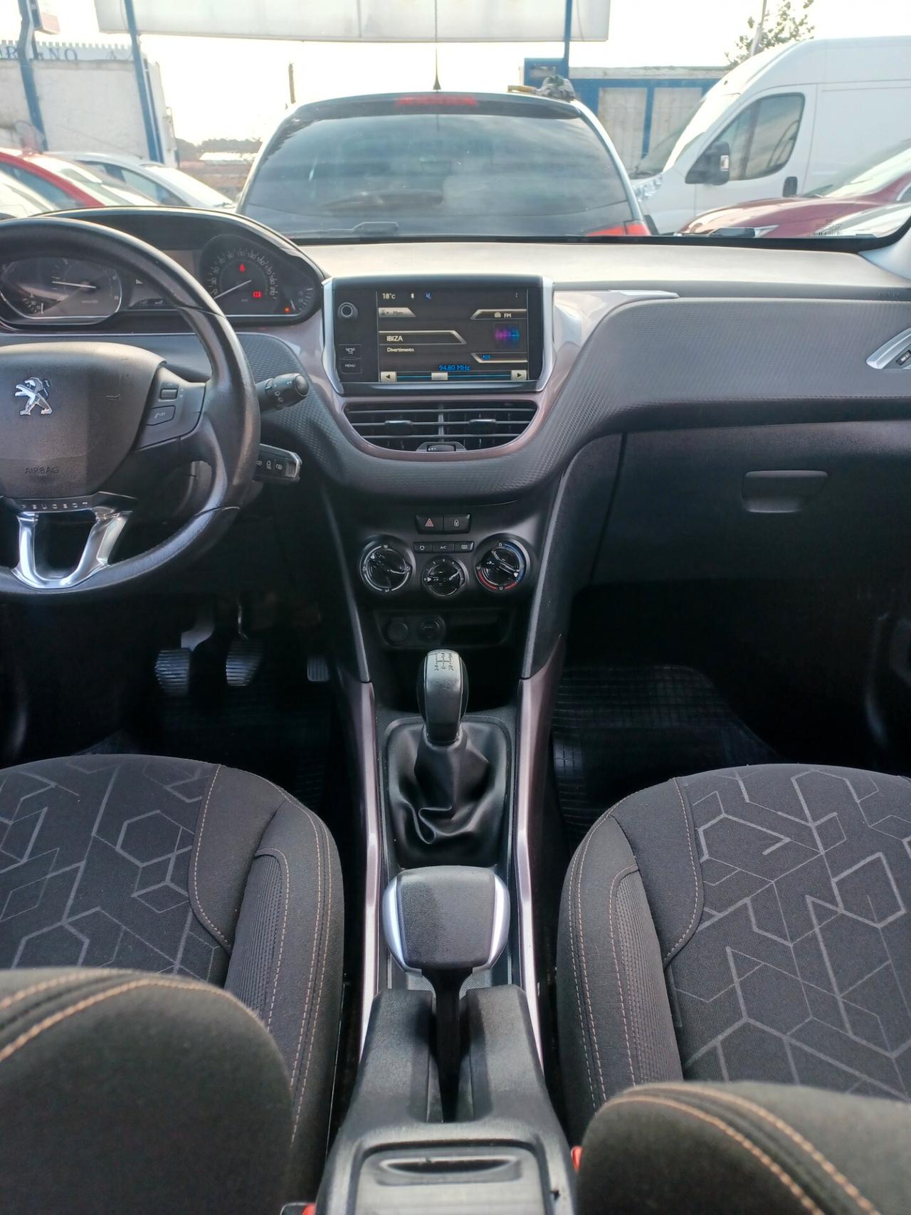 Peugeot 2008 1.4 HDi Active